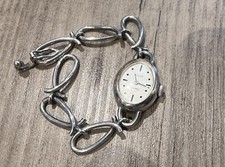 Ancienne montre femme MOD -