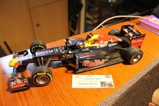 F1 RED BULL RB8 1/18ème Sébastien VETTEL 2012 MINICHAMPS