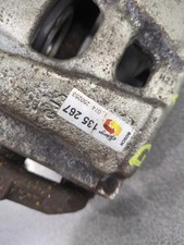 ÉTRIER DE FREIN AVANT GAUCHE AUDI A4 (B8) BERLINE 2.0 TDI 16V (CAGA) 8K0615123C