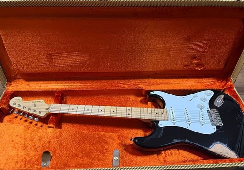 Guitare noire fender usa eric - guitare,
