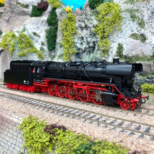 Locomotive vapeur 044 - locomotive, br