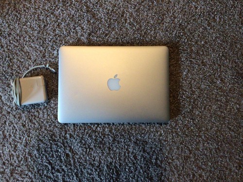 Apple macbook pro - pro, retina