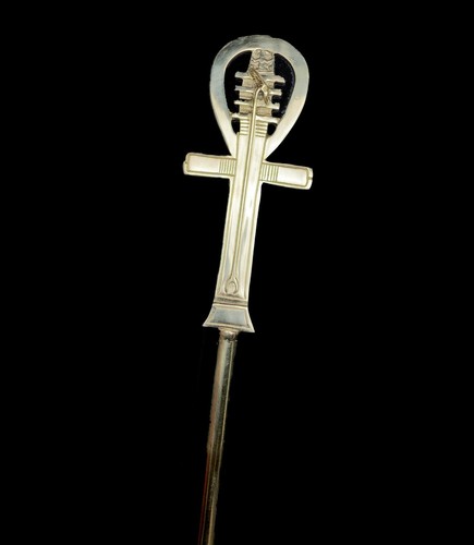 Très grande ankh - grande,