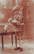 CP SEPIA PAQUES PETITE FILLE COUPE CARRÉ SOURIANTE PANIER OEUFS DECORES - 73703