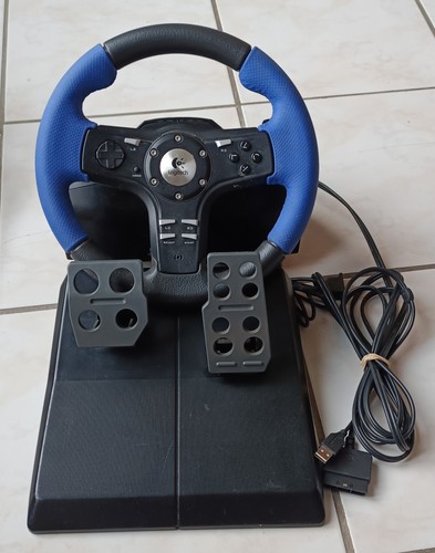 Volant pedalier logitech - et,