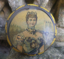 Bonbon Martel Tzar Tzarine de Russie boite Tôle Lithographiée XIX ème perles d'o