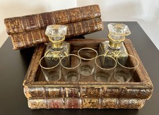 Ancien coffret cave à liqueur trompe l’œil faux livre XIX Napoléon III curiosité