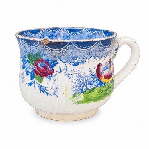 Grande tasse ancienne - , en