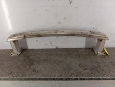 Renfort pare choc avant