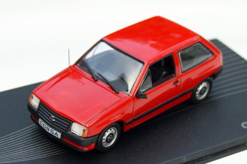 Opel corsa luxus portes - corsa,