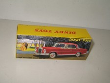 boite 533 dinky toys pour MERCEDES BENZ coupé 300SE,  repro fidéle en carton dur