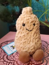 Amuseables Peanut Jellycat