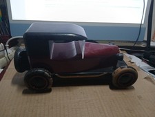 AROUTCHEFF  VILAC - Voiture PEUGEOT - rouge