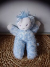 Poupée doudou peluche bleu