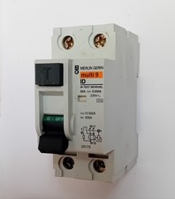 INTERRUPTEUR DIFFÉRENTIEL