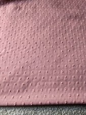 COUPE TISSU MOTIFS PLUMETIS ROSE