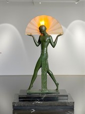 LAMPE SCULPTURE ÉCLAIRANTE