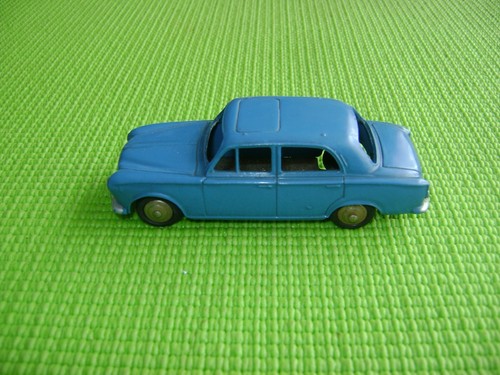 Dinky toys 24b peugeot 403 - 24b,
