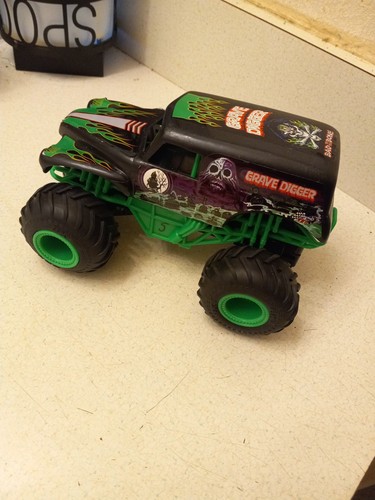 Monster jam grave digger - grave, rc