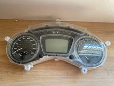UN COMPTEUR TABLEAU DE BORD SCOOTER PIAGGIO 500 MP3 2017 REFERENCE 2D000170 