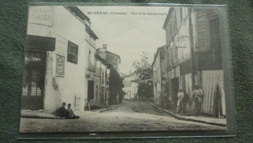 Cpa blanzac rue de la - , *