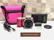 Appareil photo sans miroir Sony Alpha NEX-C3 rose avec objectif SEL16F28, fla...