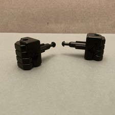 Paire De Poing Main Droite Et