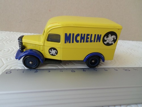 Bedford camion fourgon - camion, modele
