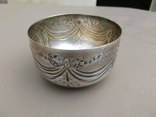 PETITE coupe en métal