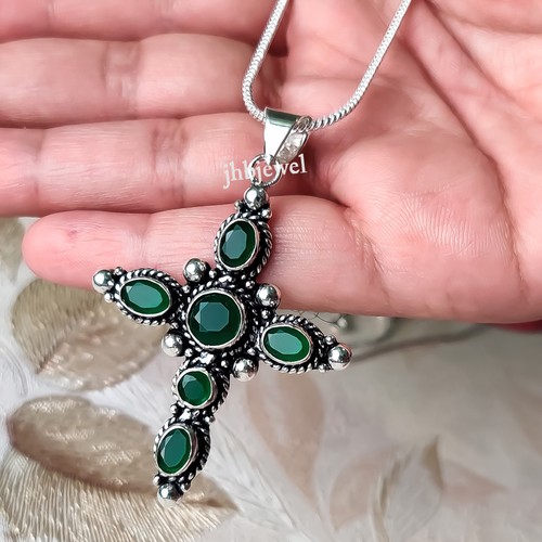 Pendentif souvenir religieux