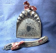 ANCIEN RAMASSE MIETTES PELLE