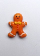 cyb - Fève  bonhomme pain d'épices noeud papillon jaune boutons rouges  -v11