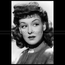 Photo F.018878 ANN SAVAGE