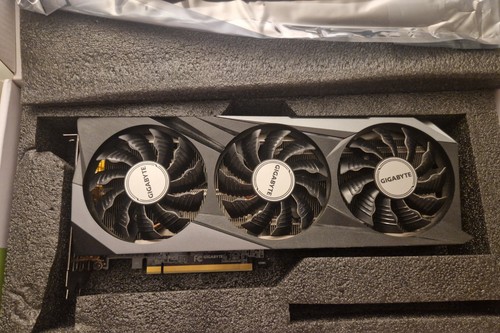 Gigabyte geforce rtx - gigabyte,