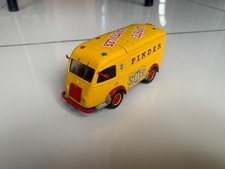 Renault 1000kg du cirque Pinder Corgi