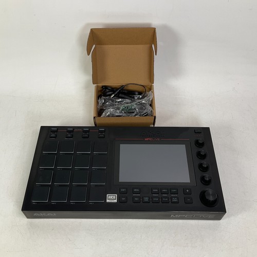 Akai professional mpc live - akai,