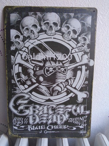 Tole metal tete - metal, mort