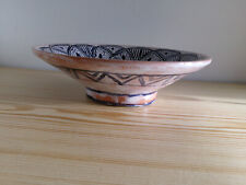 coupe plat terre cuite pied dessin décoration africain vernissée 24x7cm signé