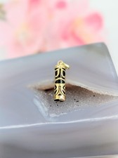Pendentif Tiki en or et bois