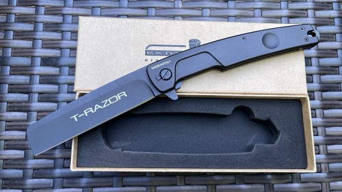 Extrema ratio razor - extrema,