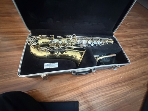 Selmer bundy alto - bundy, w/