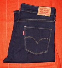 Bermuda Levi's en Jean Stretch Bleu Brut Taille 38
