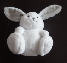 B8G / doudou peluche lapin