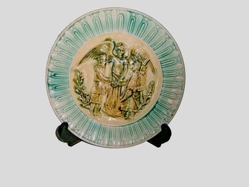 Assiette ancienne barbotine - assiette,