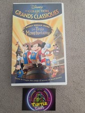 VHS K7 GRANDS CLASSIQUES DISNEY : les trois mousquetaires ??