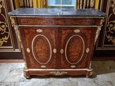 Buffet à hauteur d'appui