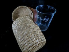 Curiste ! Verre ! Panier 