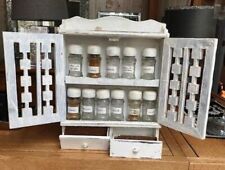 Ancienne armoire à épices