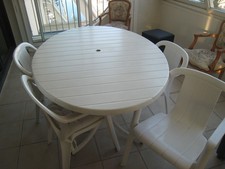 Grande table ovale 6 places et 6 chaises
