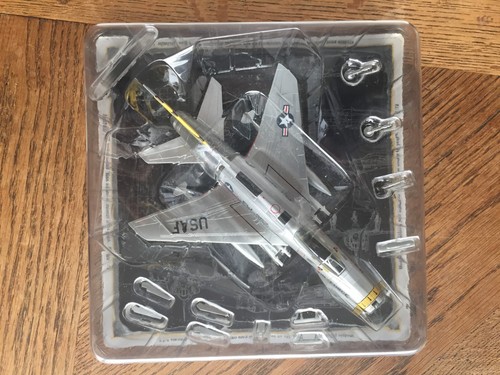 Altaya avions de combat - altaya,